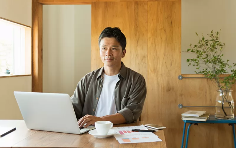 レンタルオフィス vs 自宅オフィス vs コワーキングスペース徹底比較